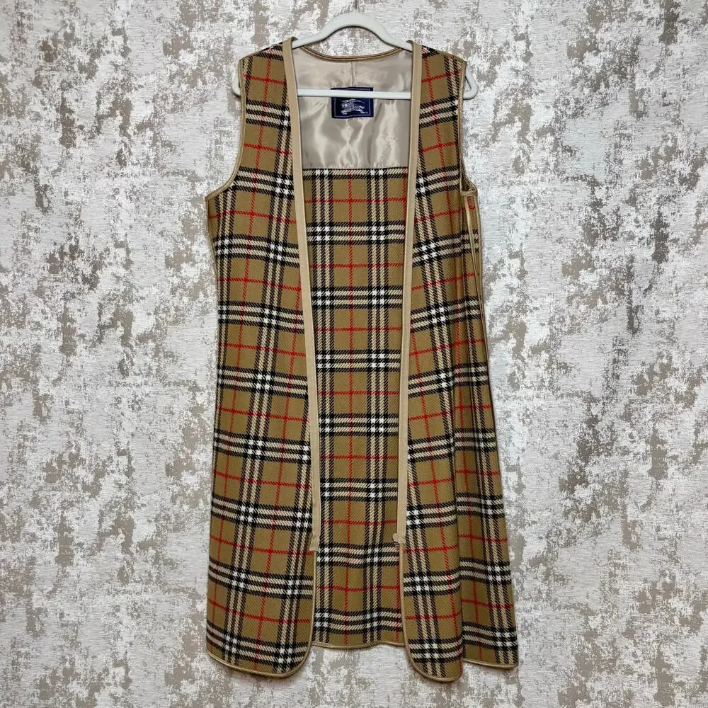 Burberry Belted Trench Coat with Plaid 100% Wool Lining & Collar in Honey - Picture 12 of 16